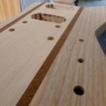Guitare vue de dessus pour montrer les divers usinages